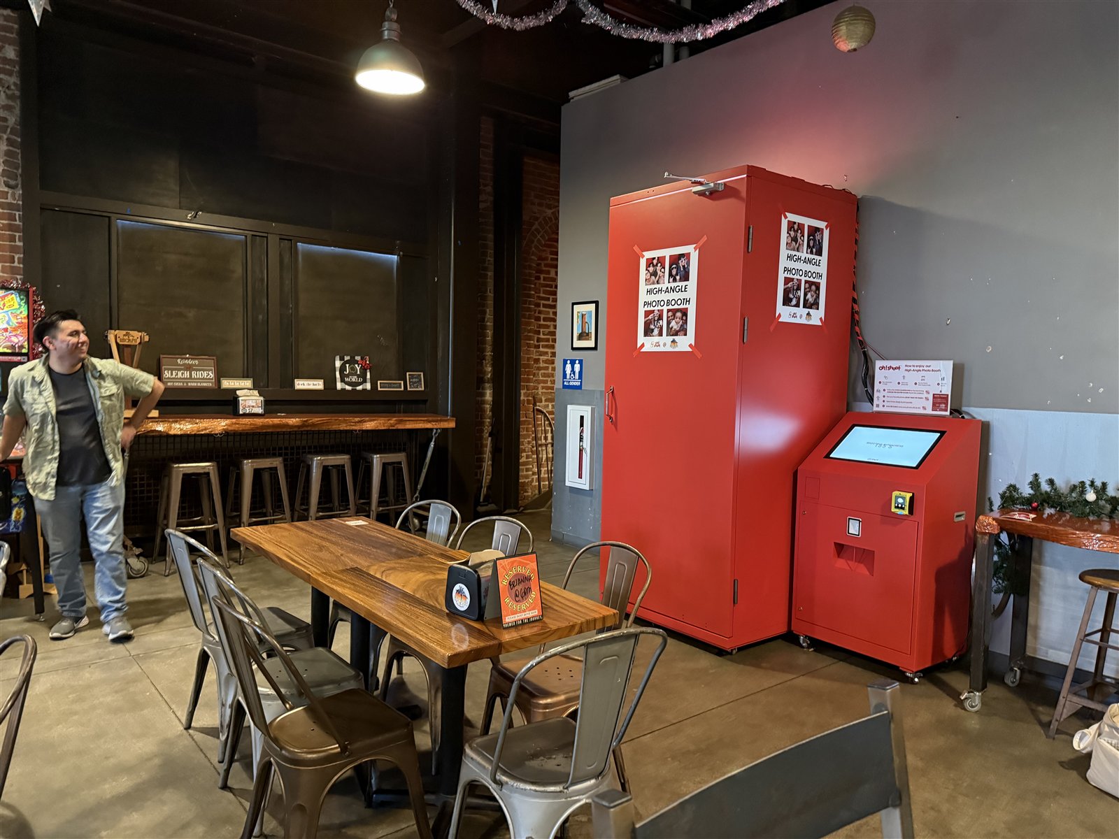 oh!Shoot photo booth installed in a restaurant and bar